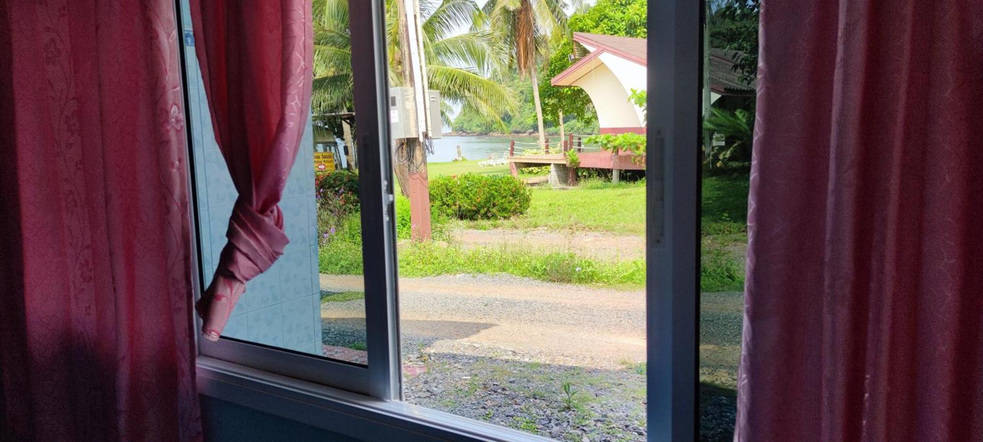 Chattong Resort Трат Екстериор снимка