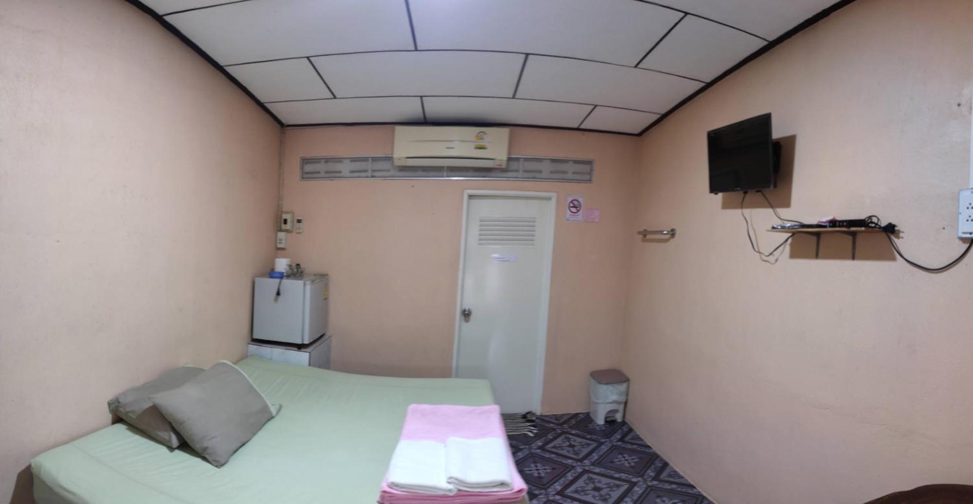 Chattong Resort Трат Екстериор снимка